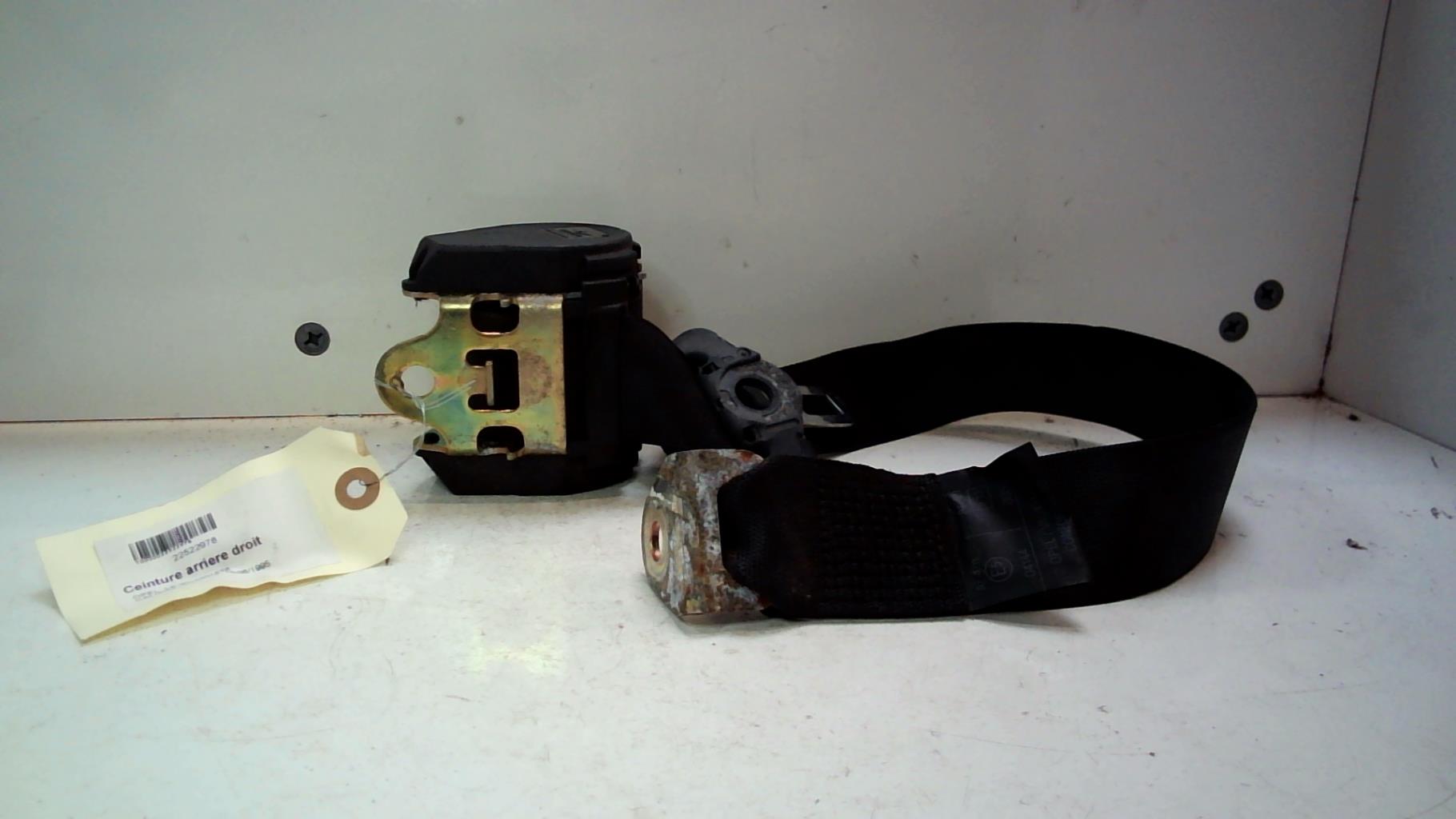 Ceinture arriere droit