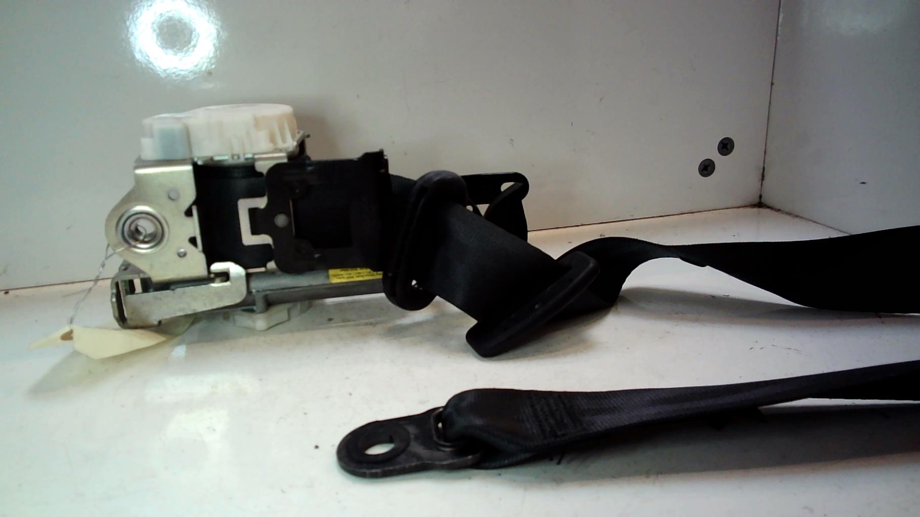 Ceinture avant droit