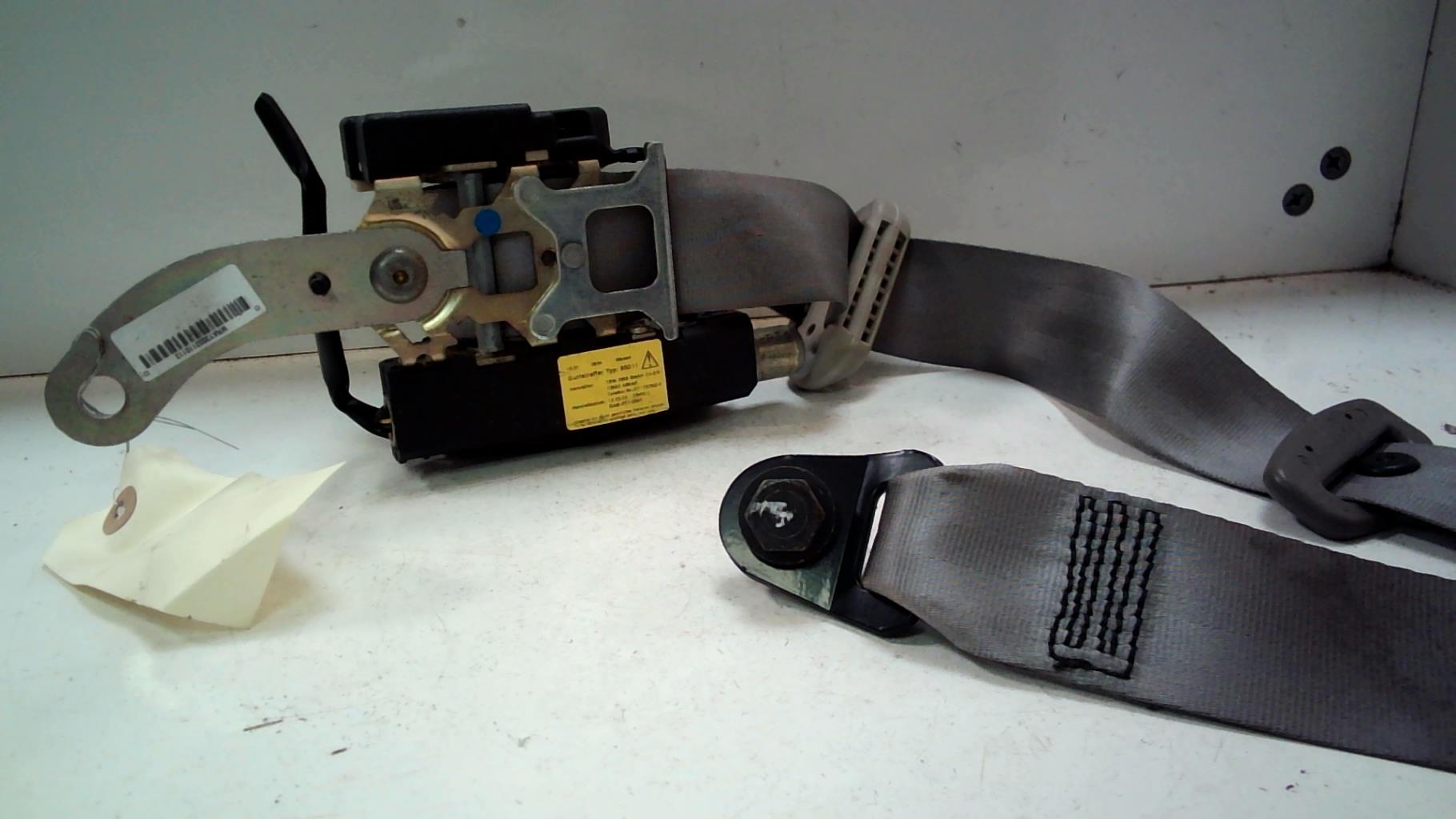 Ceinture avant droit