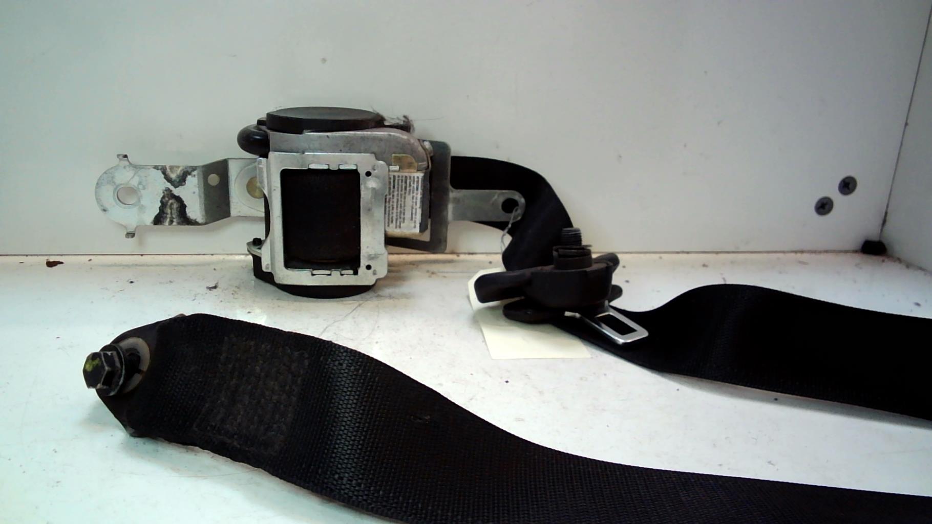Ceinture avant droit