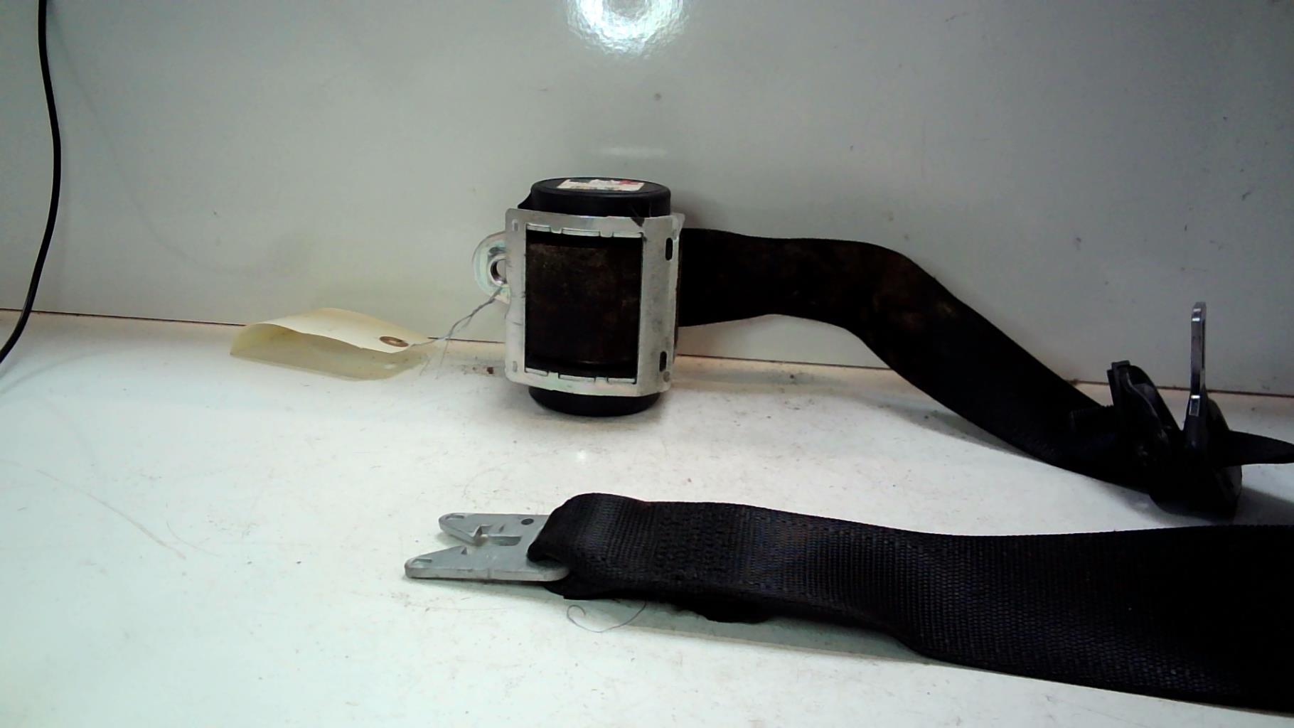 Ceinture avant gauche