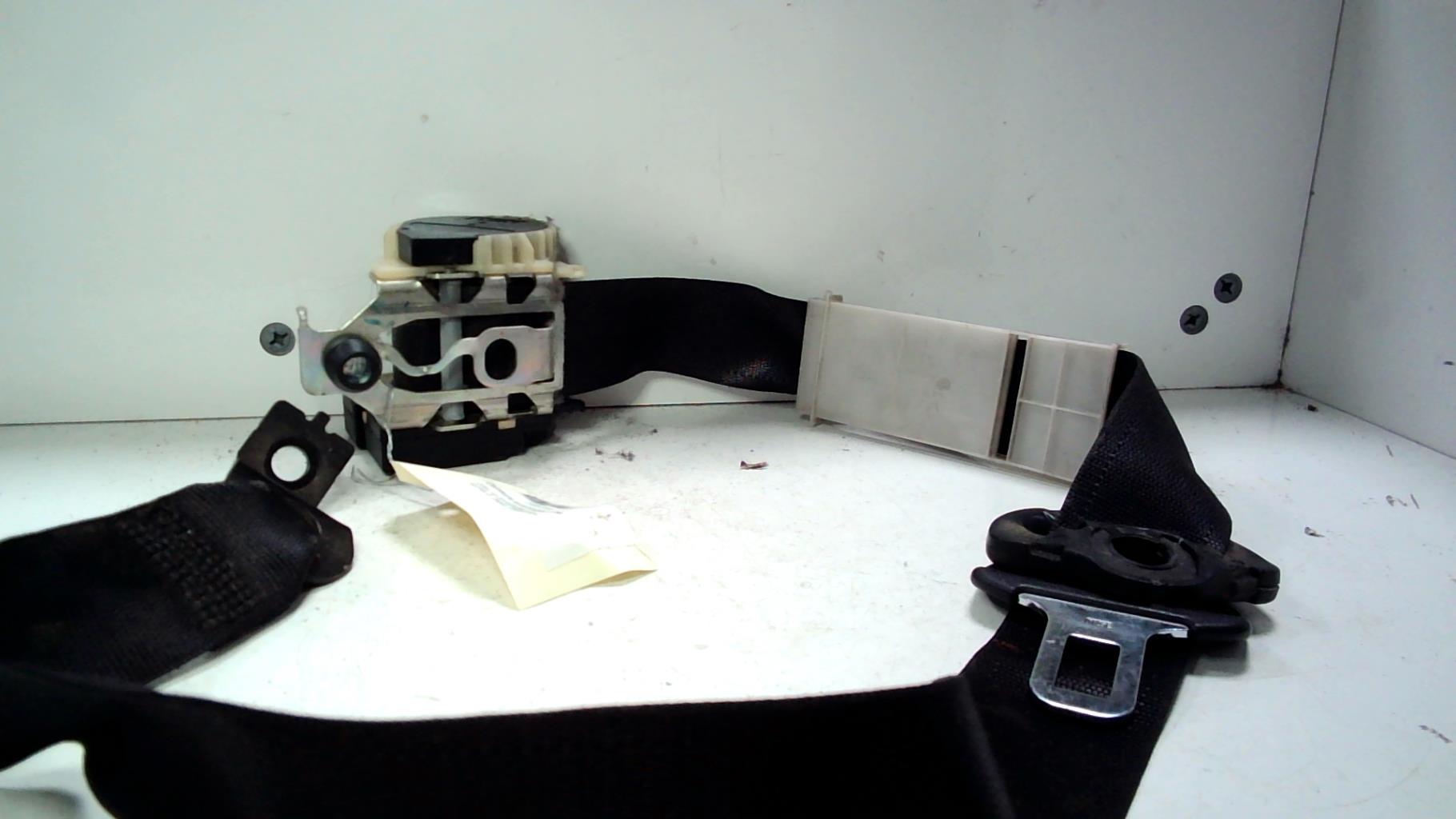 Ceinture avant gauche