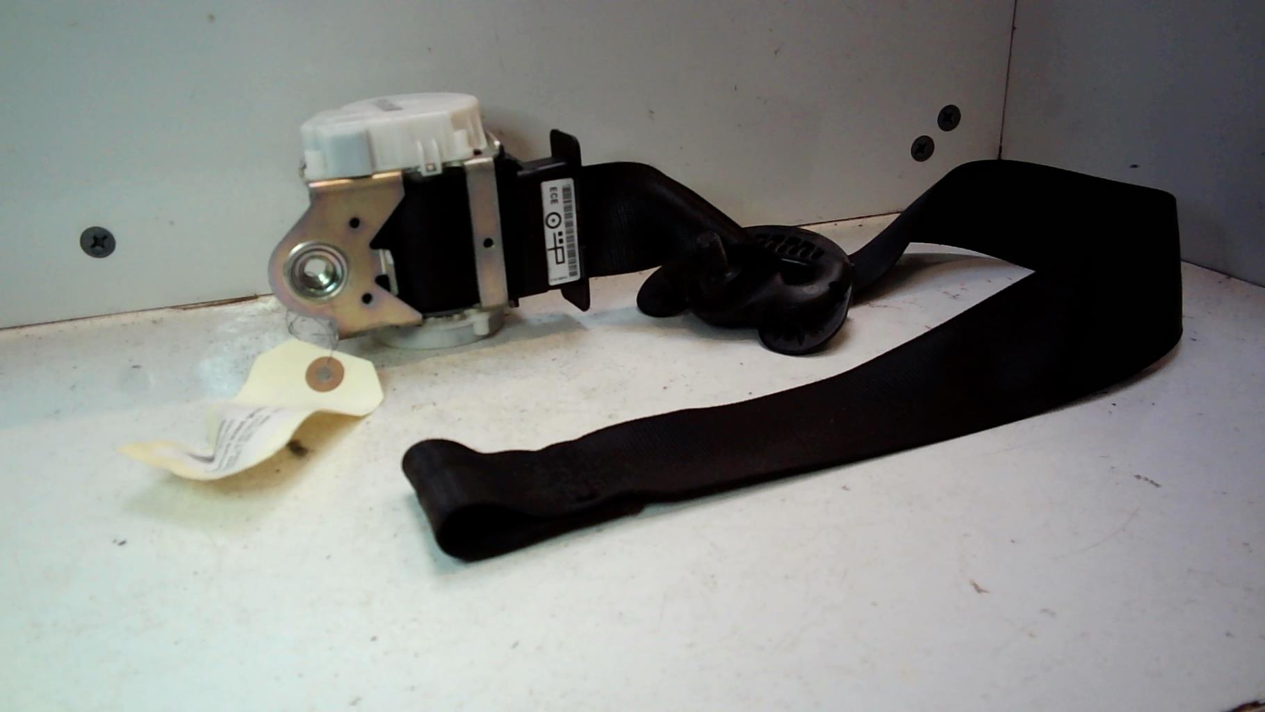 Ceinture avant gauche