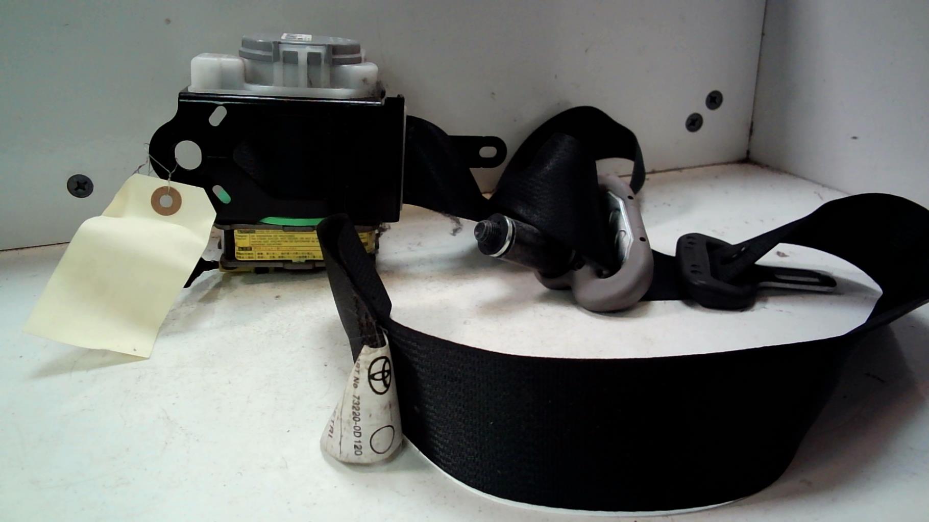 Ceinture avant gauche