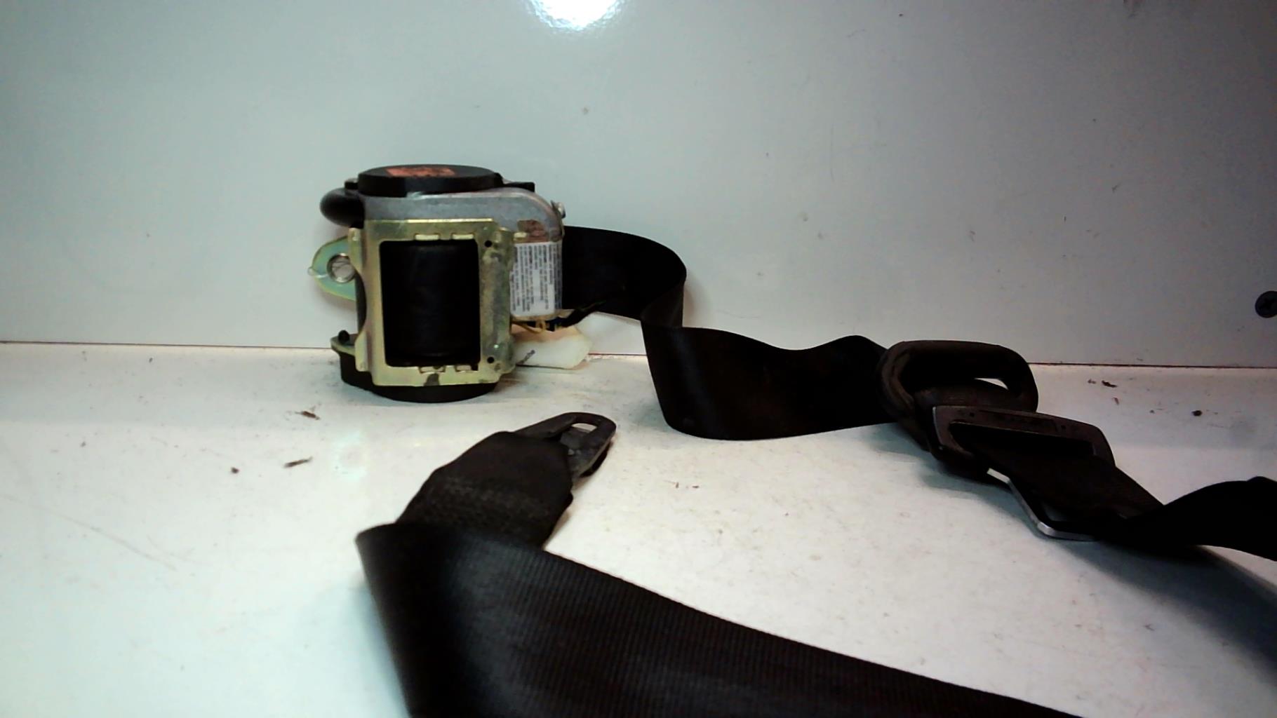 Ceinture avant gauche