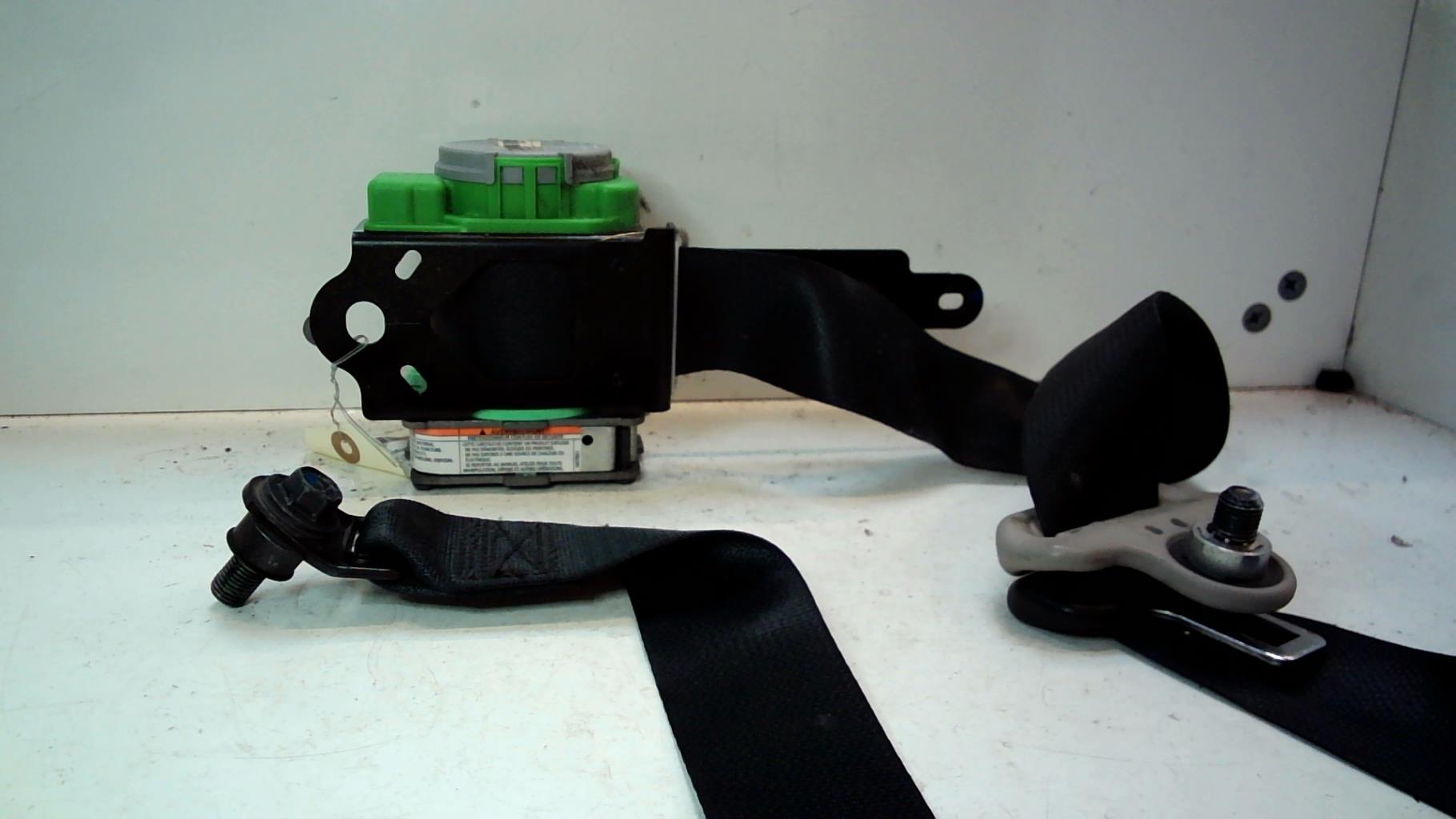 Ceinture avant gauche