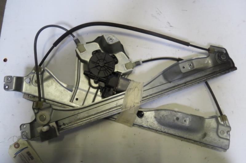 Leve vitre electrique avant droit