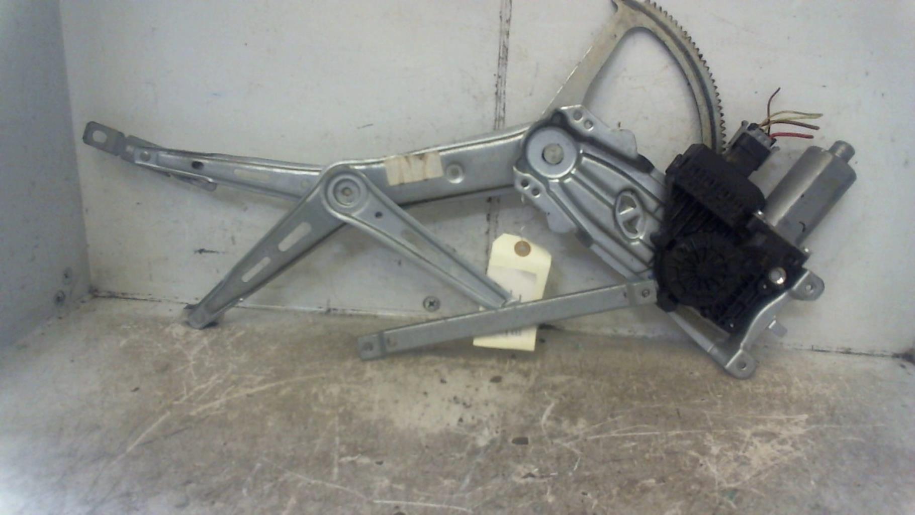 Leve vitre electrique avant droit