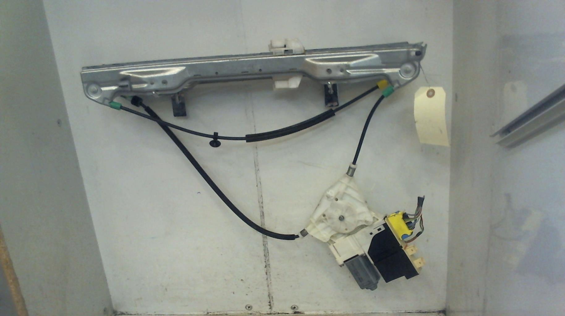 Leve vitre electrique avant gauche