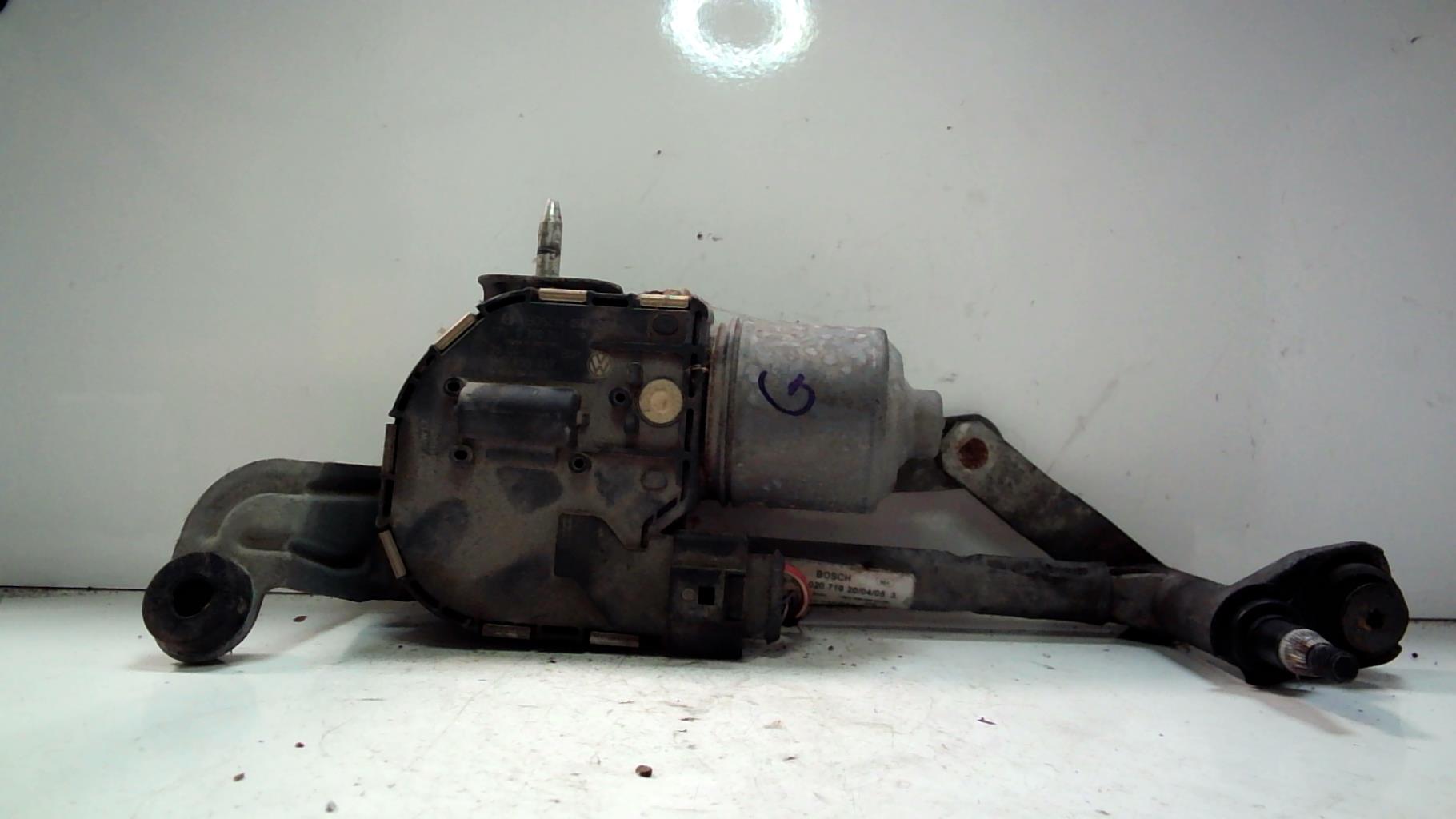 Moteur essuie glace avant gauche