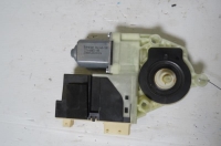 Moteur leve vitre avant droit