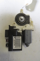 Moteur leve vitre avant droit