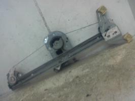 Leve vitre electrique avant gauche