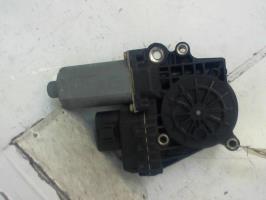 Moteur leve vitre avant gauche