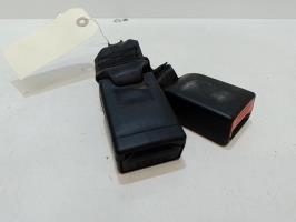 Attache ceinture arriere gauche