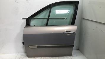 Porte avant gauche