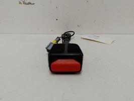 Attache ceinture avant gauche