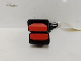 Attache ceinture arriere gauche