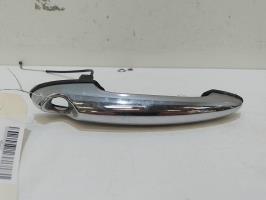 Poignee porte avant gauche