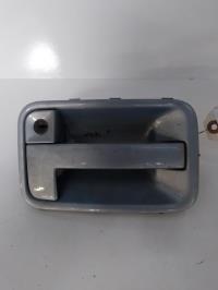 Poignee porte avant gauche