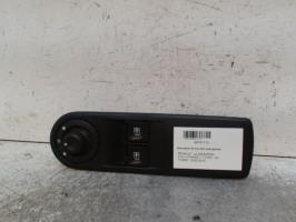 Interruptor de elevalunas delantero izquierdo