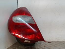Fanale posteriore principale sinistro (luci)