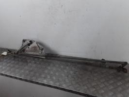 Motore tergicristallo anteriore