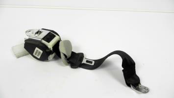 Attache ceinture arriere droit