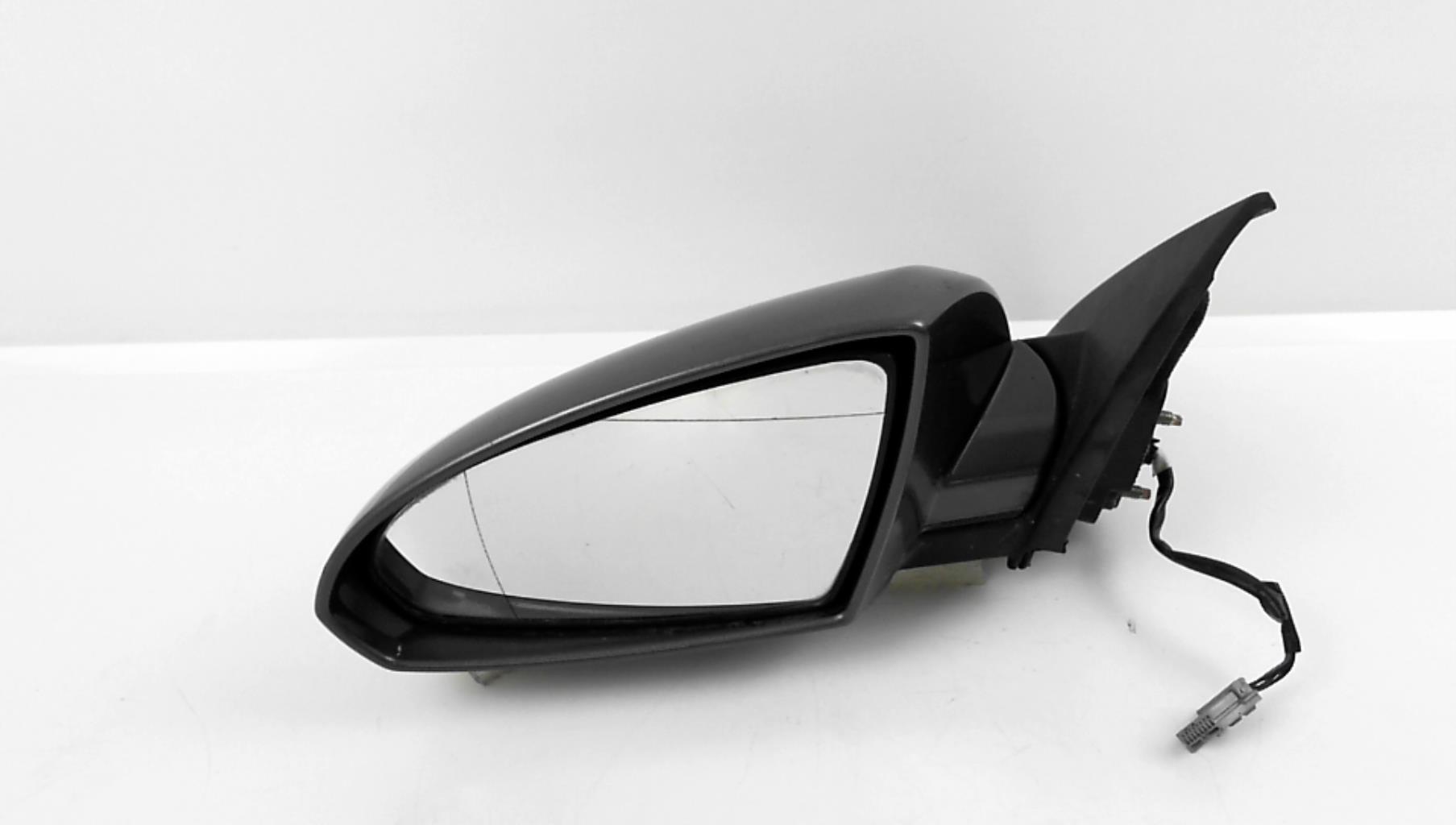 Retrovisor izquierdo