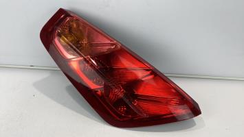Fanale posteriore principale sinistro (luci)