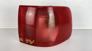Fanale posteriore principale destro (luci)