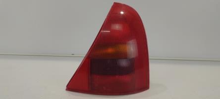 Fanale posteriore principale destro (luci)