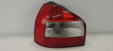 Fanale posteriore principale sinistro (luci)