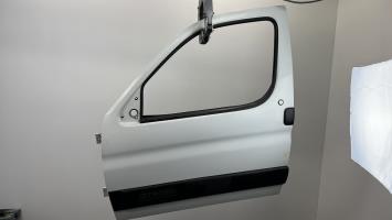 Porte avant gauche