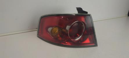 Fanale posteriore principale sinistro (luci)