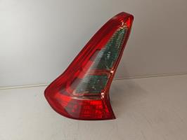 Fanale posteriore principale sinistro (luci)