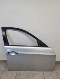 Porte avant droit