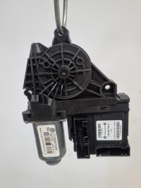 Moteur leve vitre avant droit