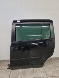 Porte laterale gauche