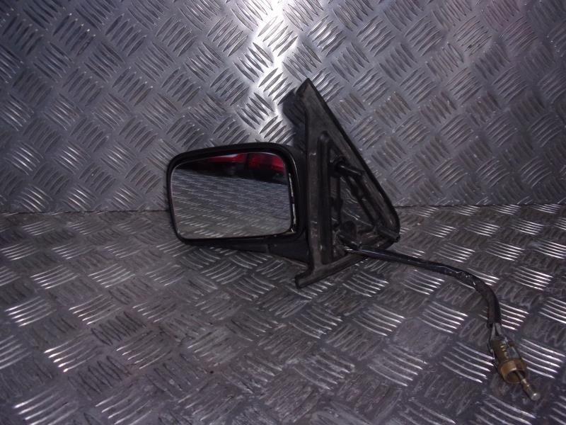 Retrovisor izquierdo