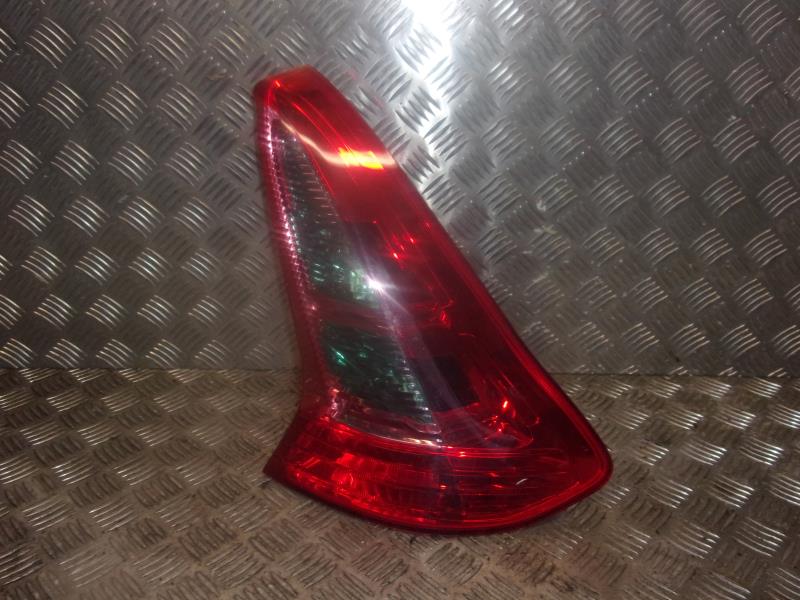 Fanale posteriore principale destro (luci)