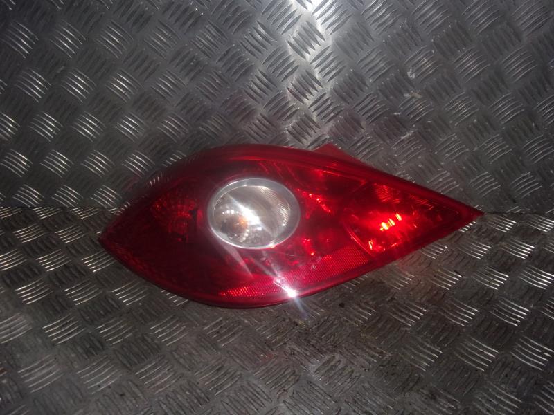 Fanale posteriore principale sinistro (luci)