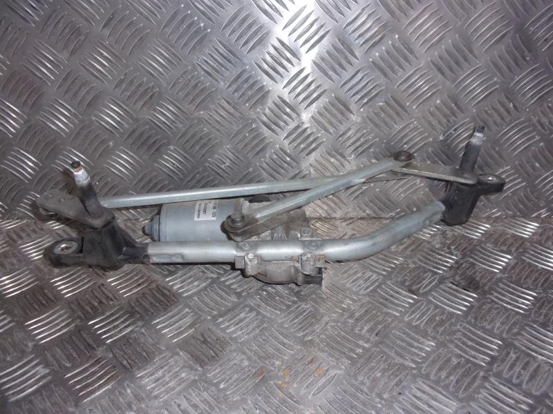 Moteur essuie glace avant