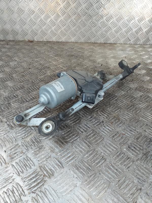 Moteur essuie glace avant