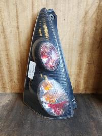 Fanale posteriore principale sinistro (luci)