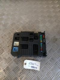 Caja de servicio inteligente