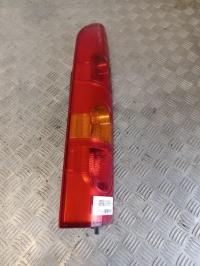 Fanale posteriore principale sinistro (luci)