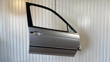 Porte avant droit