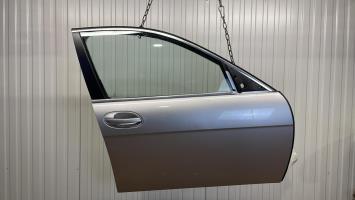 Porte avant droit