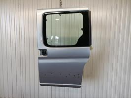 Porte laterale gauche